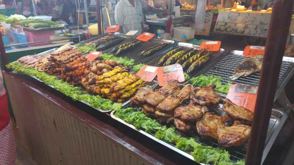 Food Markt auf Koh Phangan, Thailand.